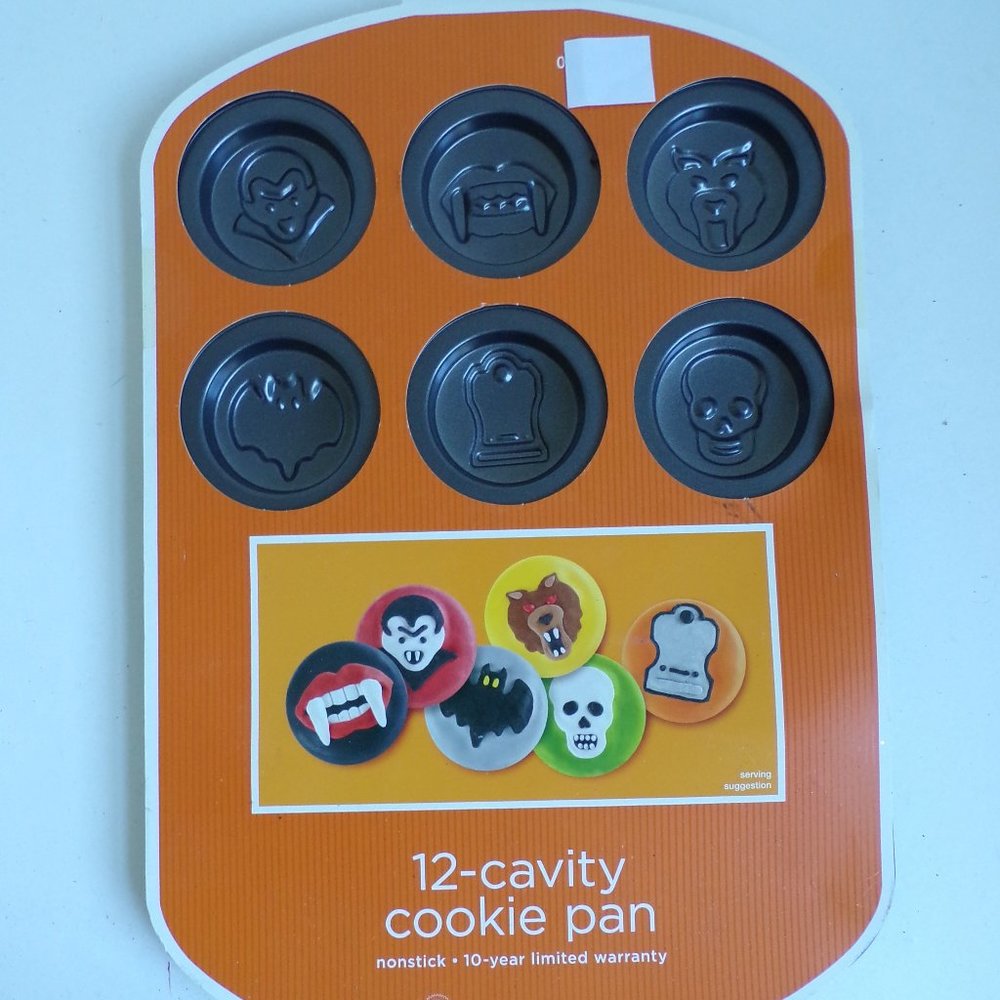 Halloween Cookie Pan Vampire Skull Werewolf Fangs